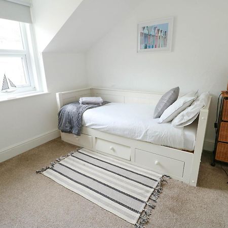 Llewelyn House Apartment ลันดิดโน ภายนอก รูปภาพ